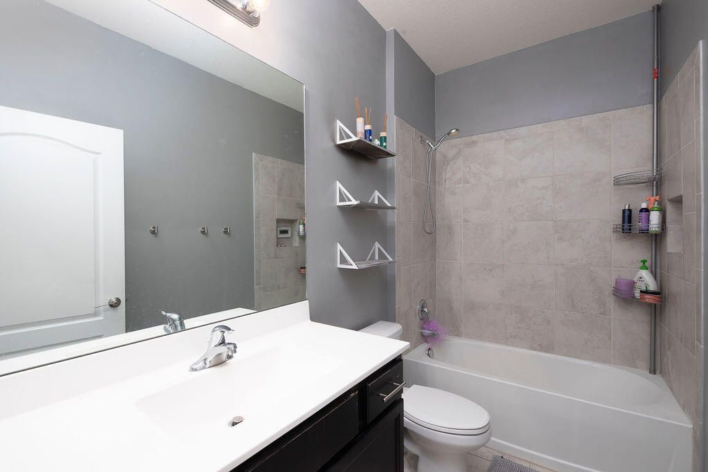 7847 NW Greenbank Circle, Port Saint Lucie, FL 34987 Photo