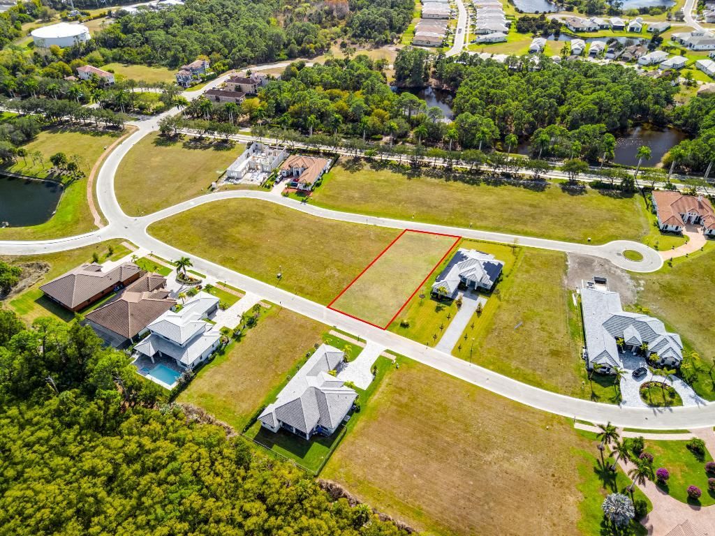 135 SE Via Lago Garda, Port Saint Lucie, FL 34952 Photo