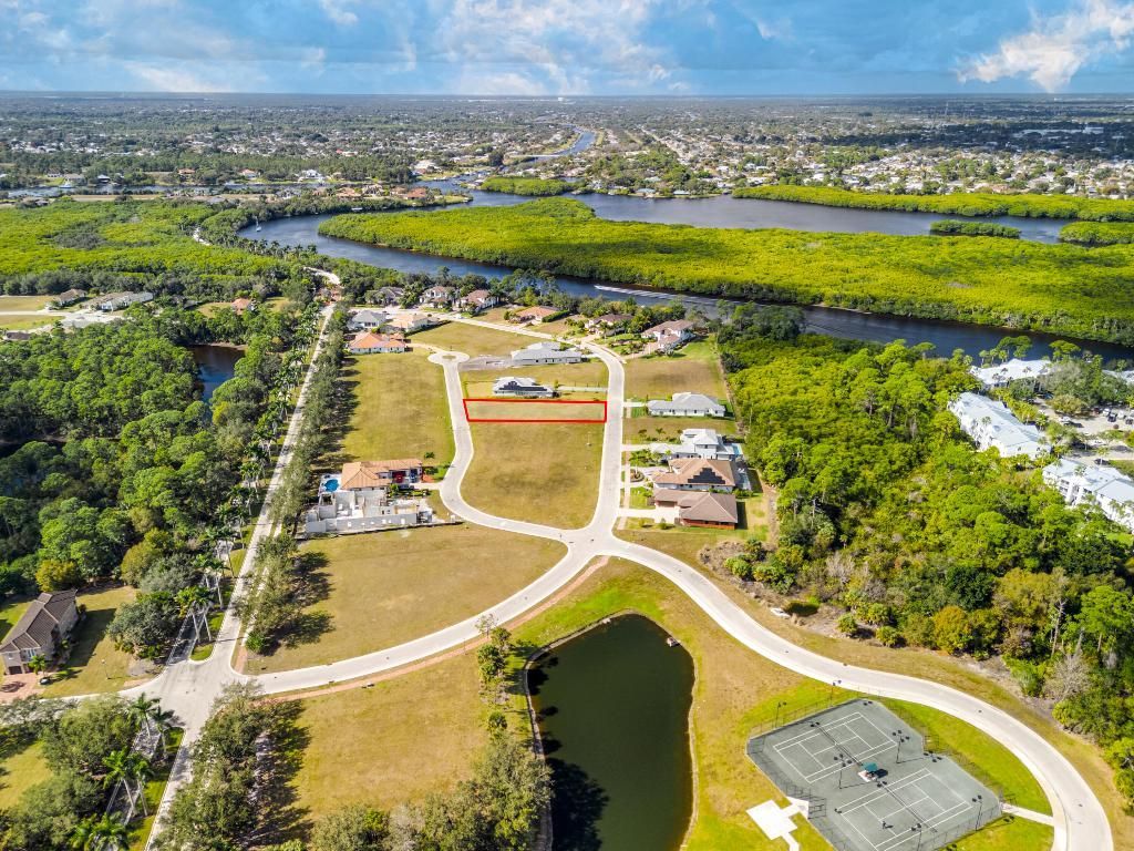 135 SE Via Lago Garda, Port Saint Lucie, FL 34952 Photo