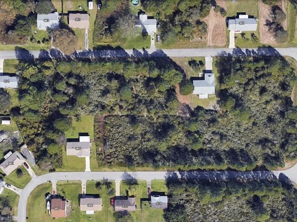 958 Vantage Street SE, Palm Bay, FL 32909