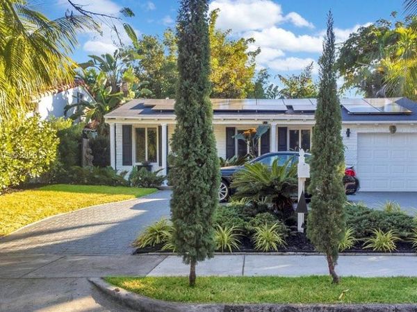 634 NE 72nd Ter , Miami, FL 33138