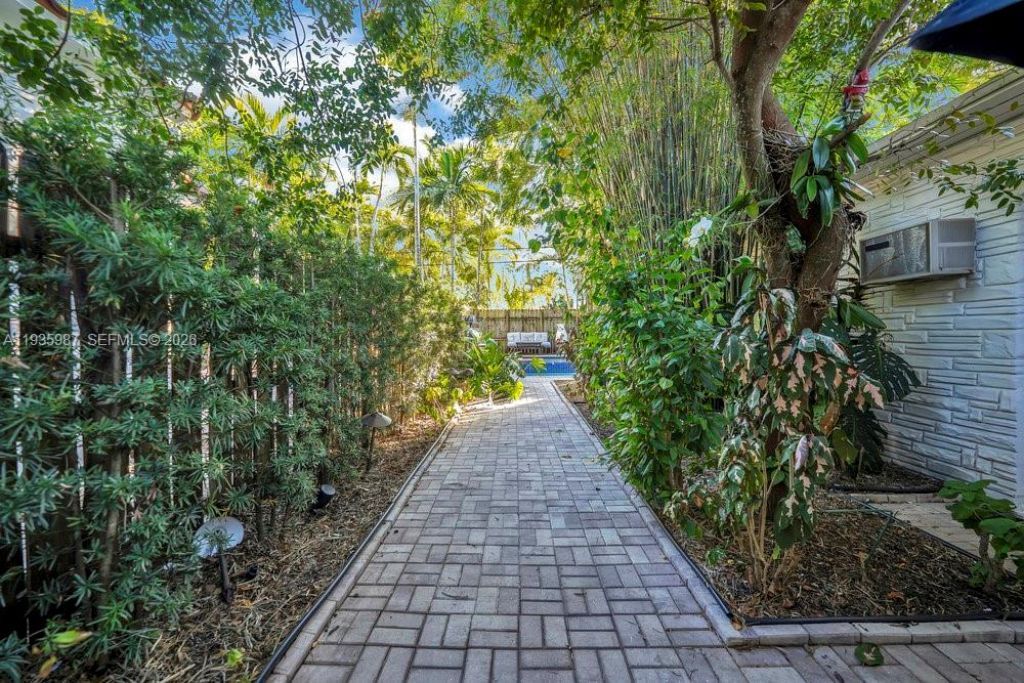 634 NE 72nd Ter , Miami, FL 33138 Photo