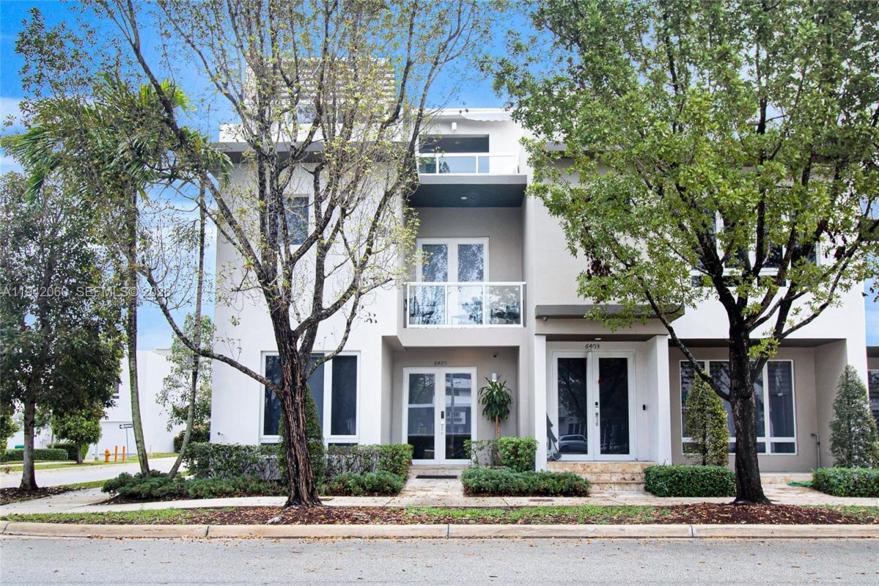 6405 NW 105th Ct, Doral, FL 33178 Photo