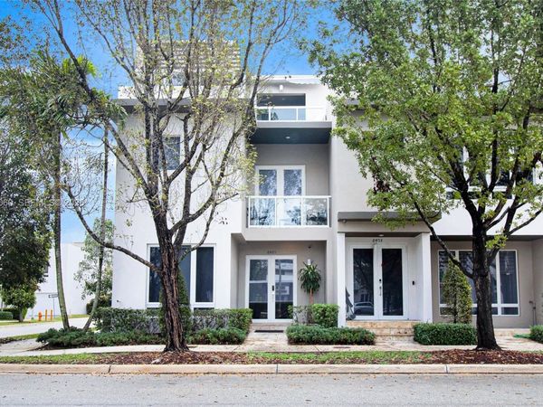 6405 NW 105th Ct, Doral, FL 33178