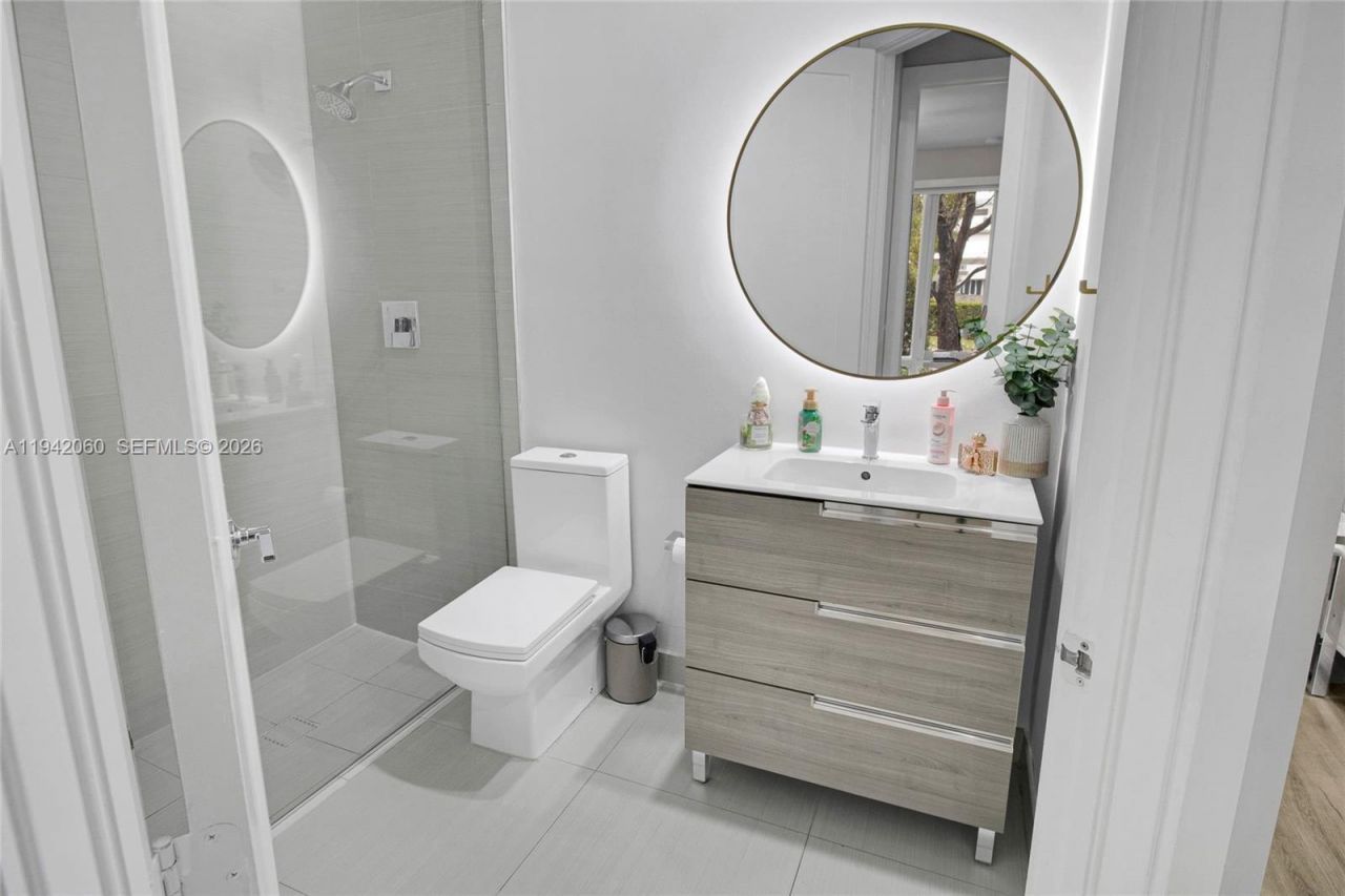 6405 NW 105th Ct, Doral, FL 33178 Photo