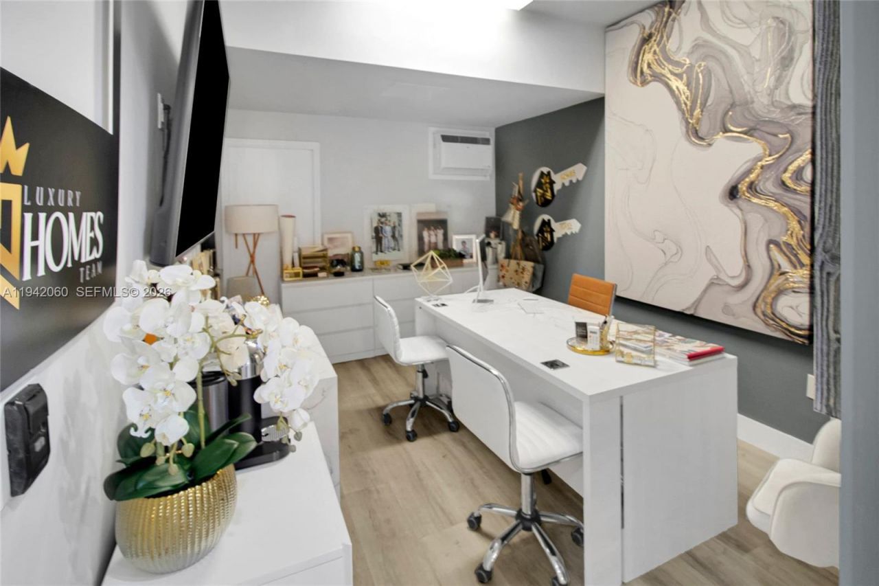 6405 NW 105th Ct, Doral, FL 33178 Photo