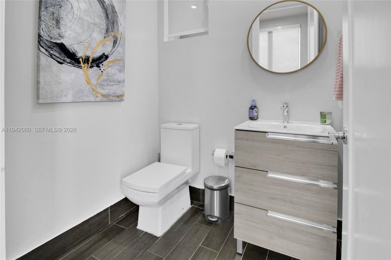 6405 NW 105th Ct, Doral, FL 33178 Photo