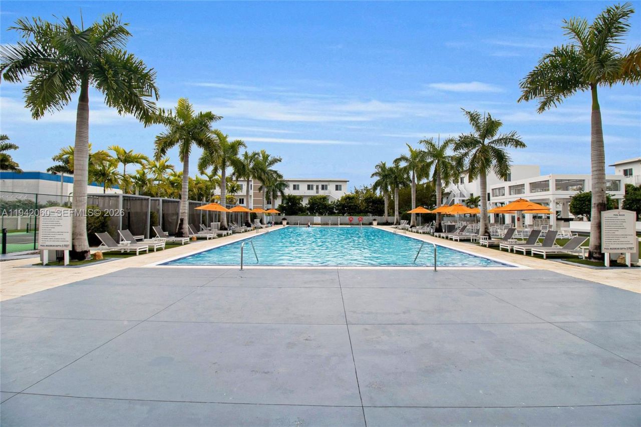 6405 NW 105th Ct, Doral, FL 33178 Photo