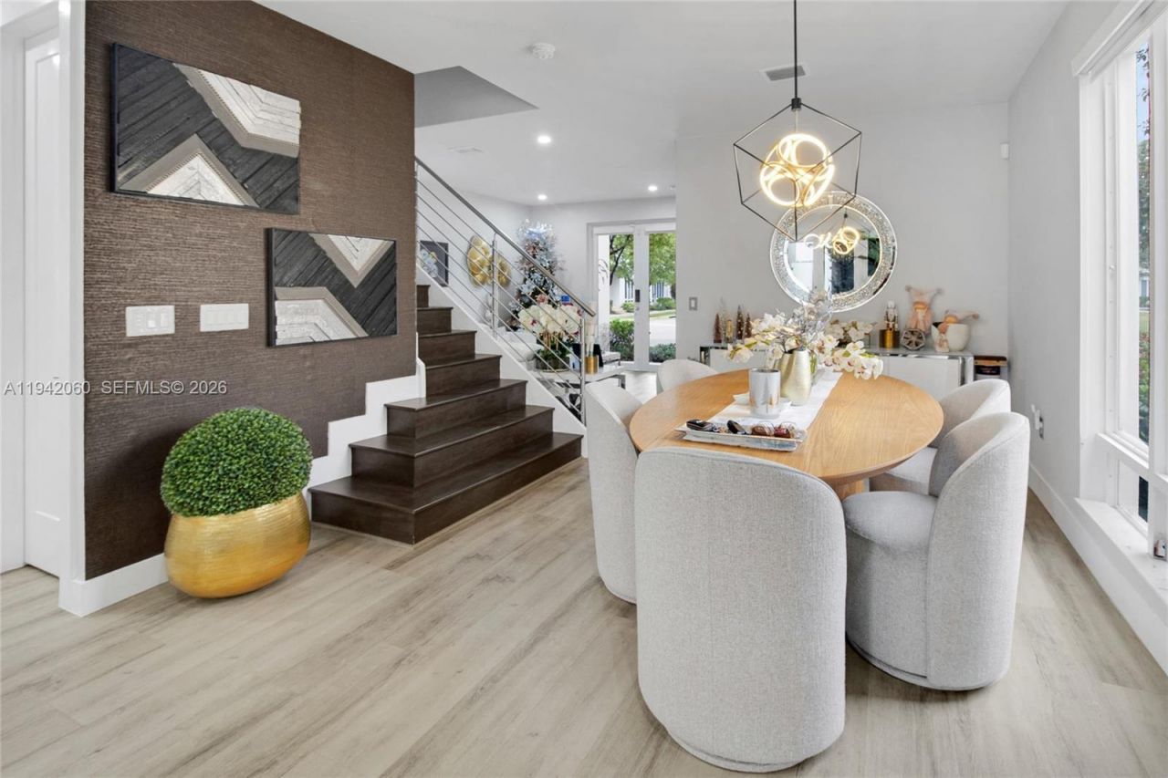 6405 NW 105th Ct, Doral, FL 33178 Photo