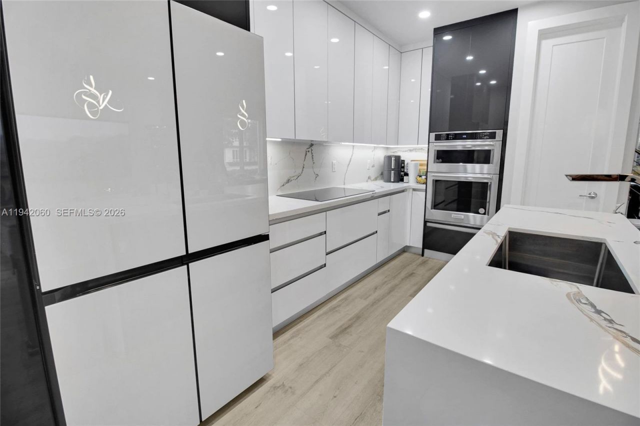 6405 NW 105th Ct, Doral, FL 33178 Photo