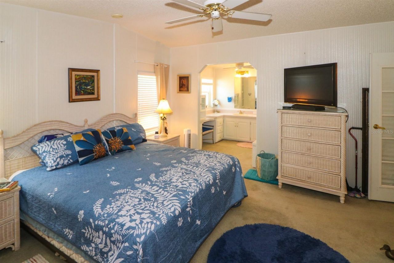 5601 Duncan Road, Unit 214, Punta Gorda, FL 33982 Photo