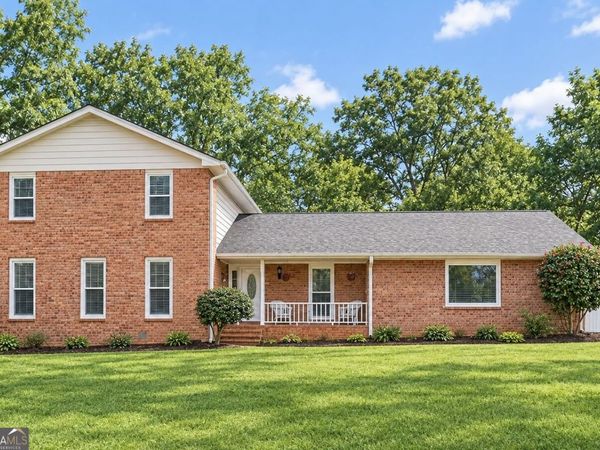 2571 Highland Golf Course Drive SE, Conyers, GA 30013