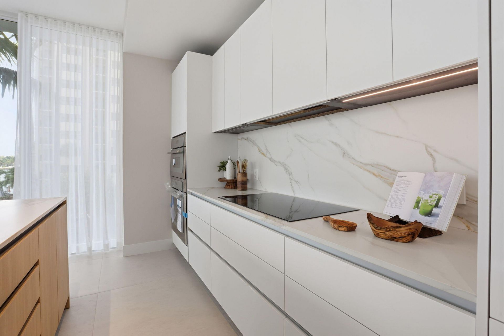 407 N Riverside Drive, Unit 205, Pompano Beach, FL 33062 Photo