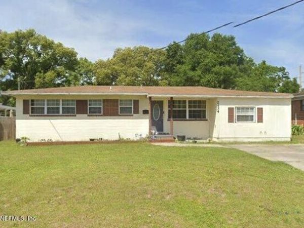 2434 LIGUSTRUM Road, Jacksonville, FL 32211