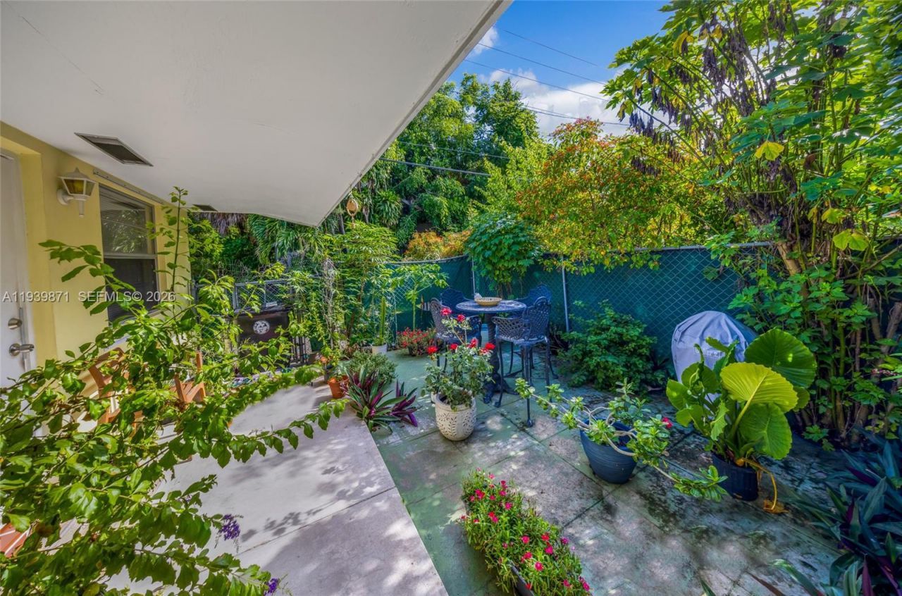 1008 18th Ave N , Lake Worth, FL 33460 Photo