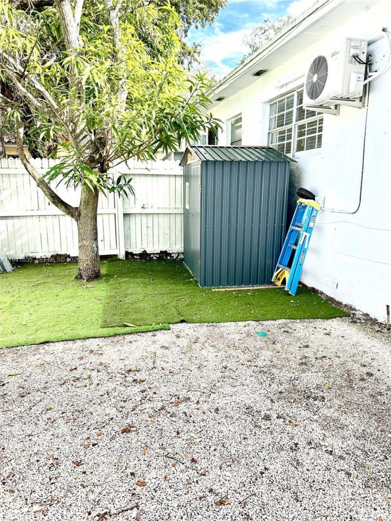 6701 NE Miami Pl, Unit 1, Miami, FL 33138 Photo