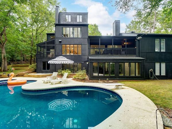 5254 Summer Gate Drive, Charlotte, NC 28226