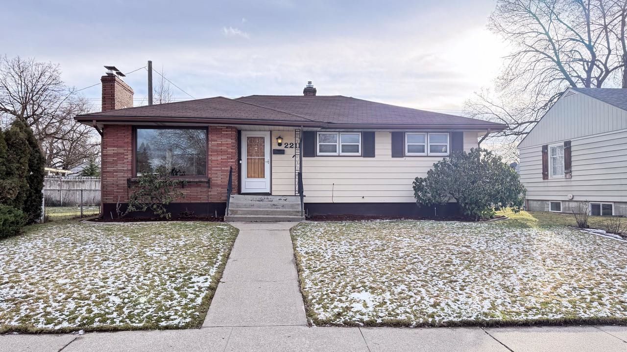 2211 W Wabash Ave, Spokane, WA 99205 Main Photo