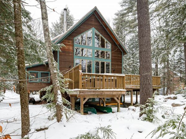 9 Blue Jay Lane, Bridgton, ME 04009