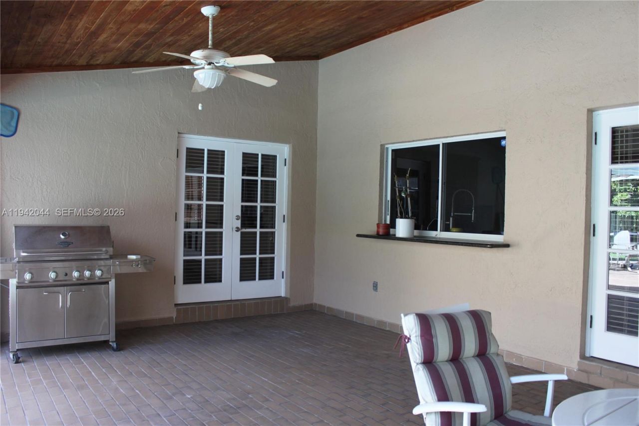 7439 SW 168th Ter, Palmetto Bay, FL 33157 Photo