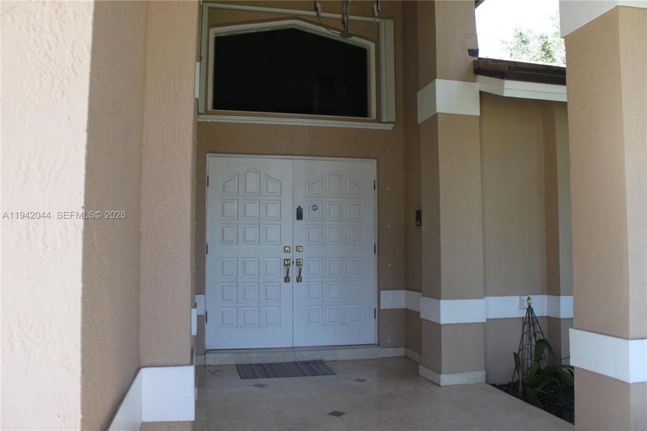 7439 SW 168th Ter, Palmetto Bay, FL 33157 Photo