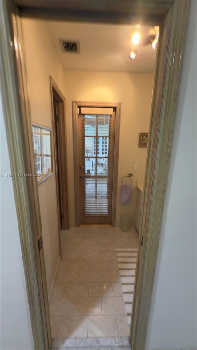 7439 SW 168th Ter, Palmetto Bay, FL 33157 Photo