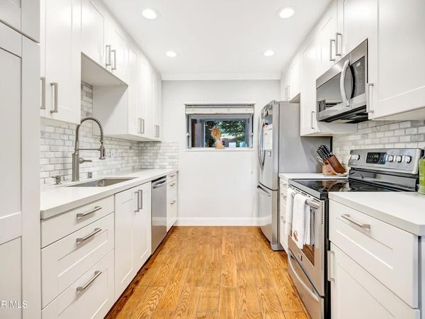 2623 Antonio Drive, Unit 106, Camarillo, CA 93010