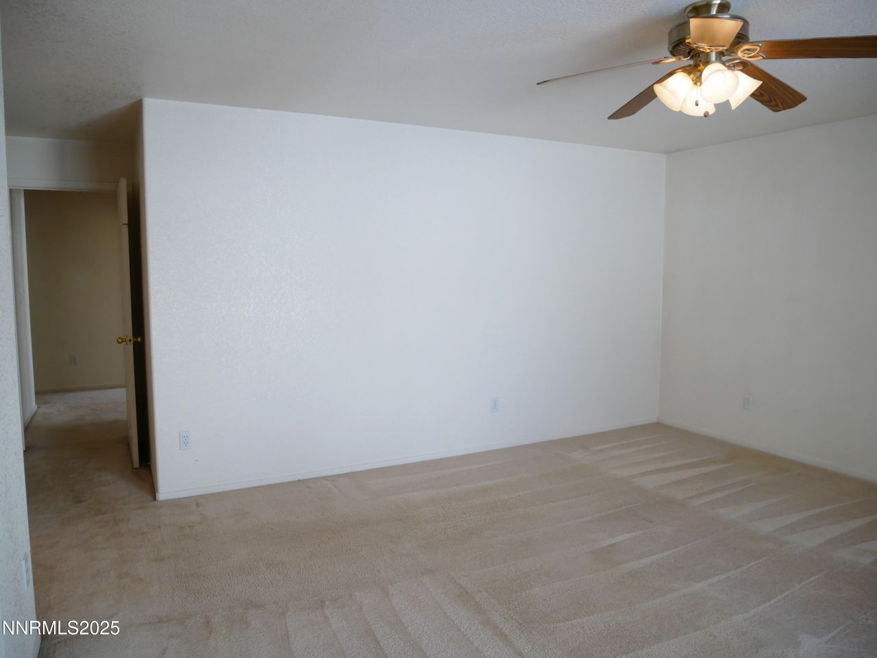 17320 Magnetite Drive, Reno, NV 89508 Photo