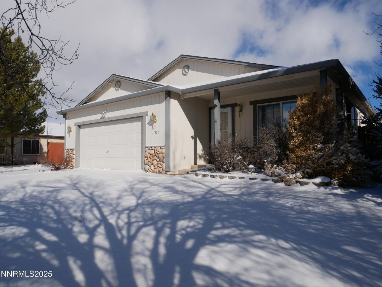 17320 Magnetite Drive, Reno, NV 89508 Photo