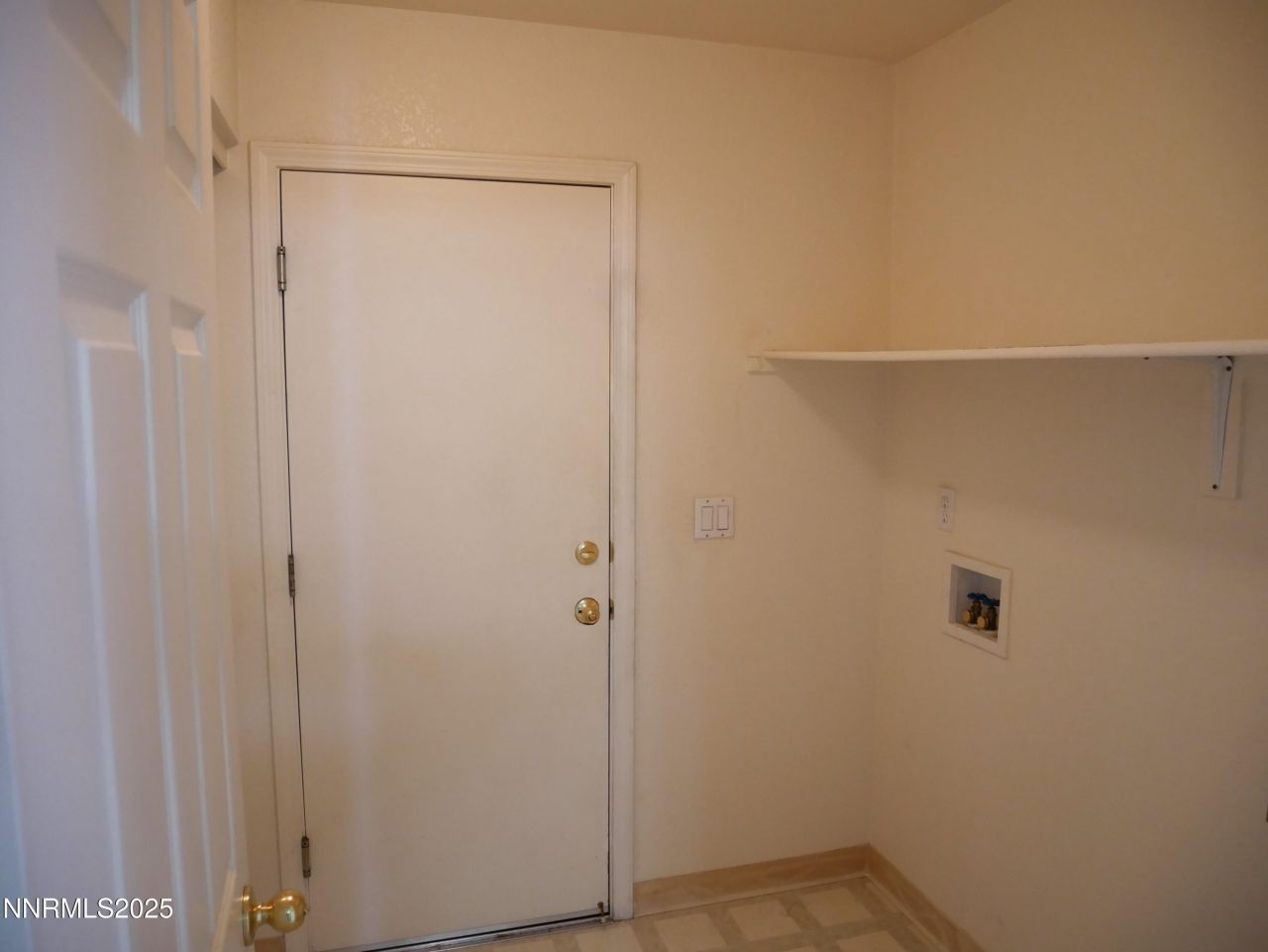 17320 Magnetite Drive, Reno, NV 89508 Photo