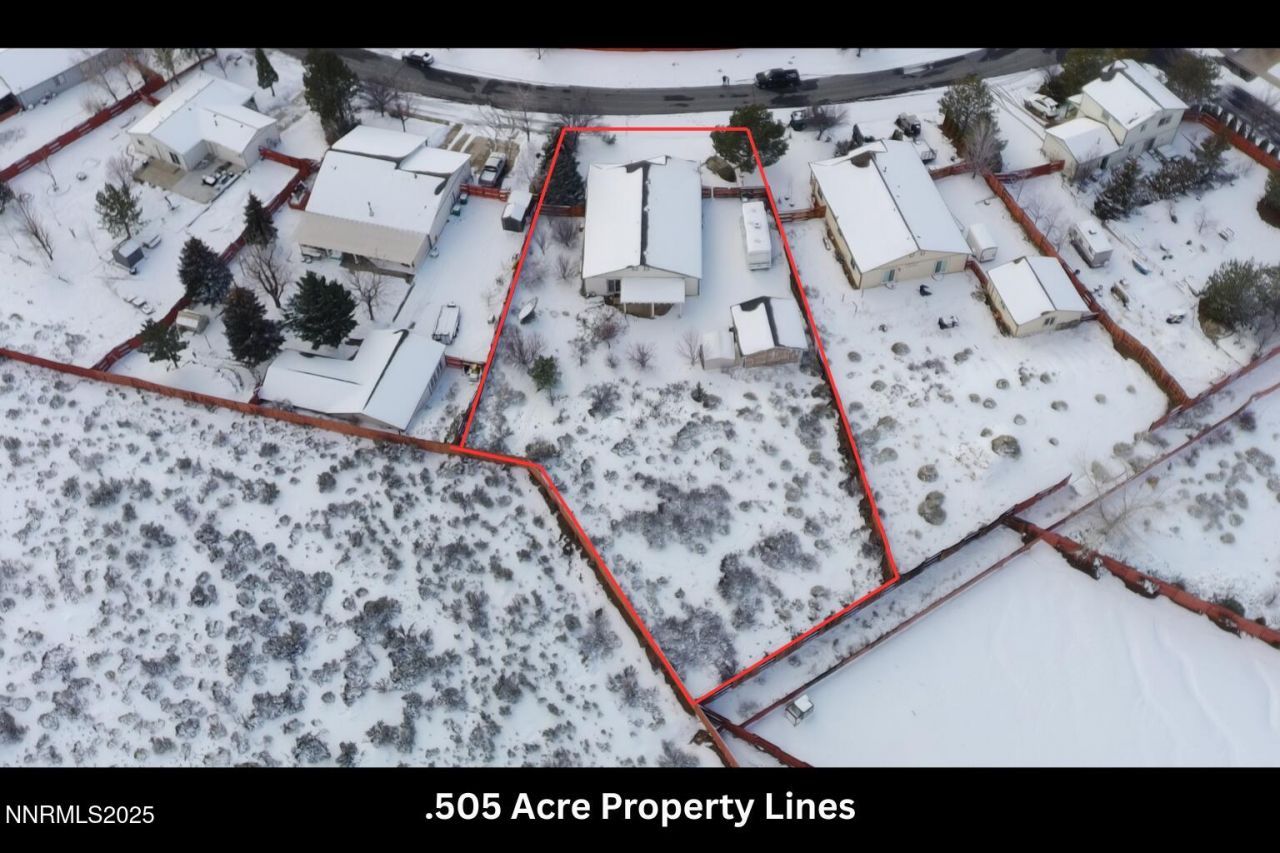 17320 Magnetite Drive, Reno, NV 89508 Photo