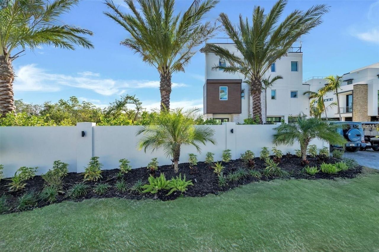 1406 Tangier Way, Sarasota, FL 34239 Photo