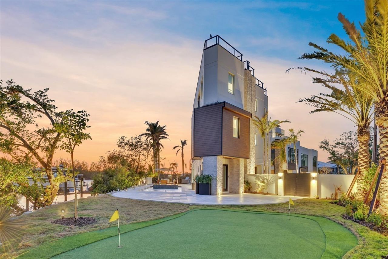 1406 Tangier Way, Sarasota, FL 34239 Photo