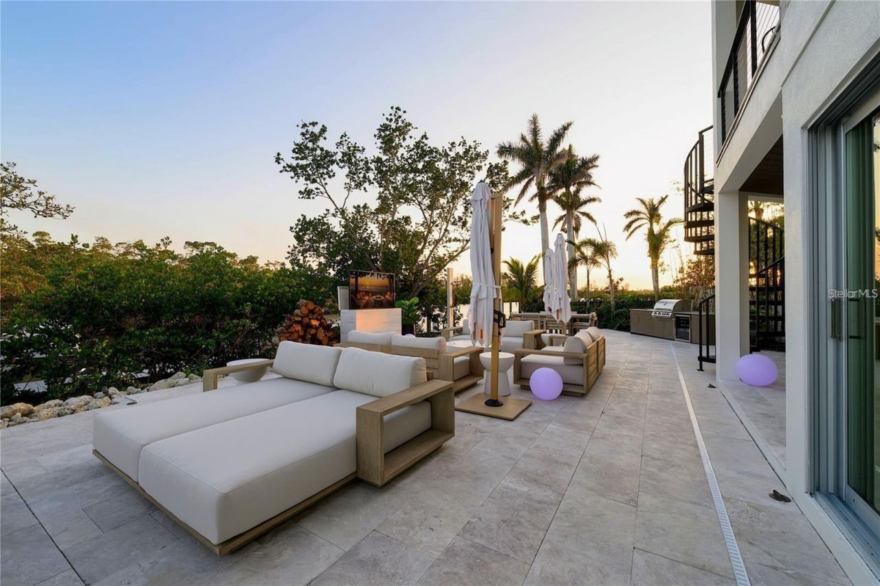 1406 Tangier Way, Sarasota, FL 34239 Photo