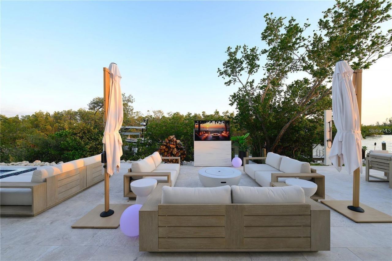 1406 Tangier Way, Sarasota, FL 34239 Photo