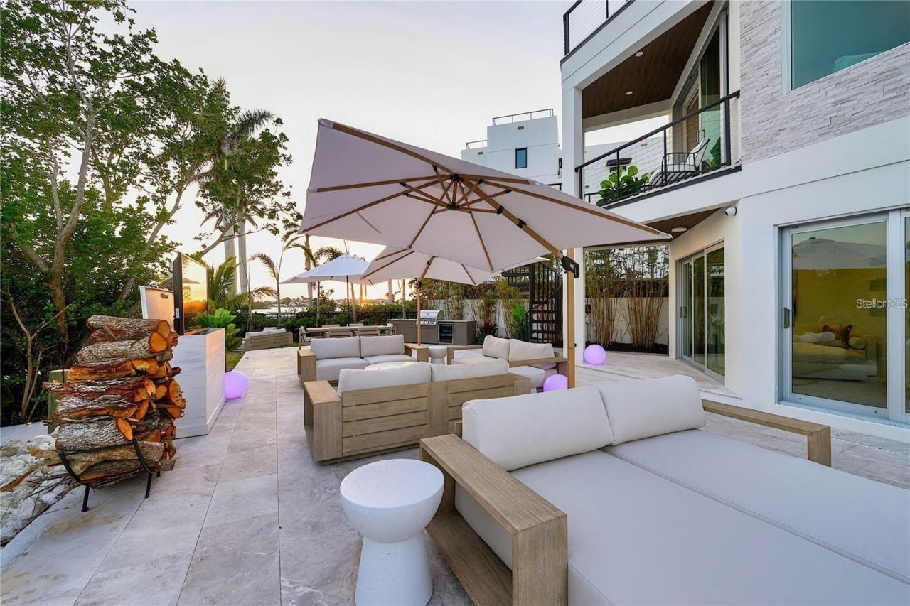 1406 Tangier Way, Sarasota, FL 34239 Photo