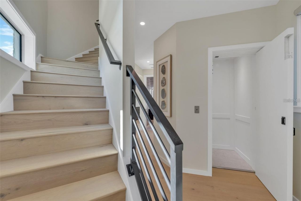 1406 Tangier Way, Sarasota, FL 34239 Photo