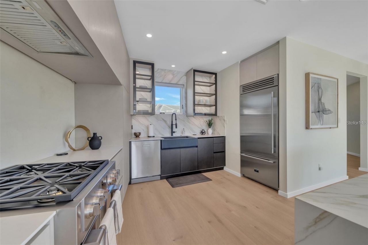 1406 Tangier Way, Sarasota, FL 34239 Photo