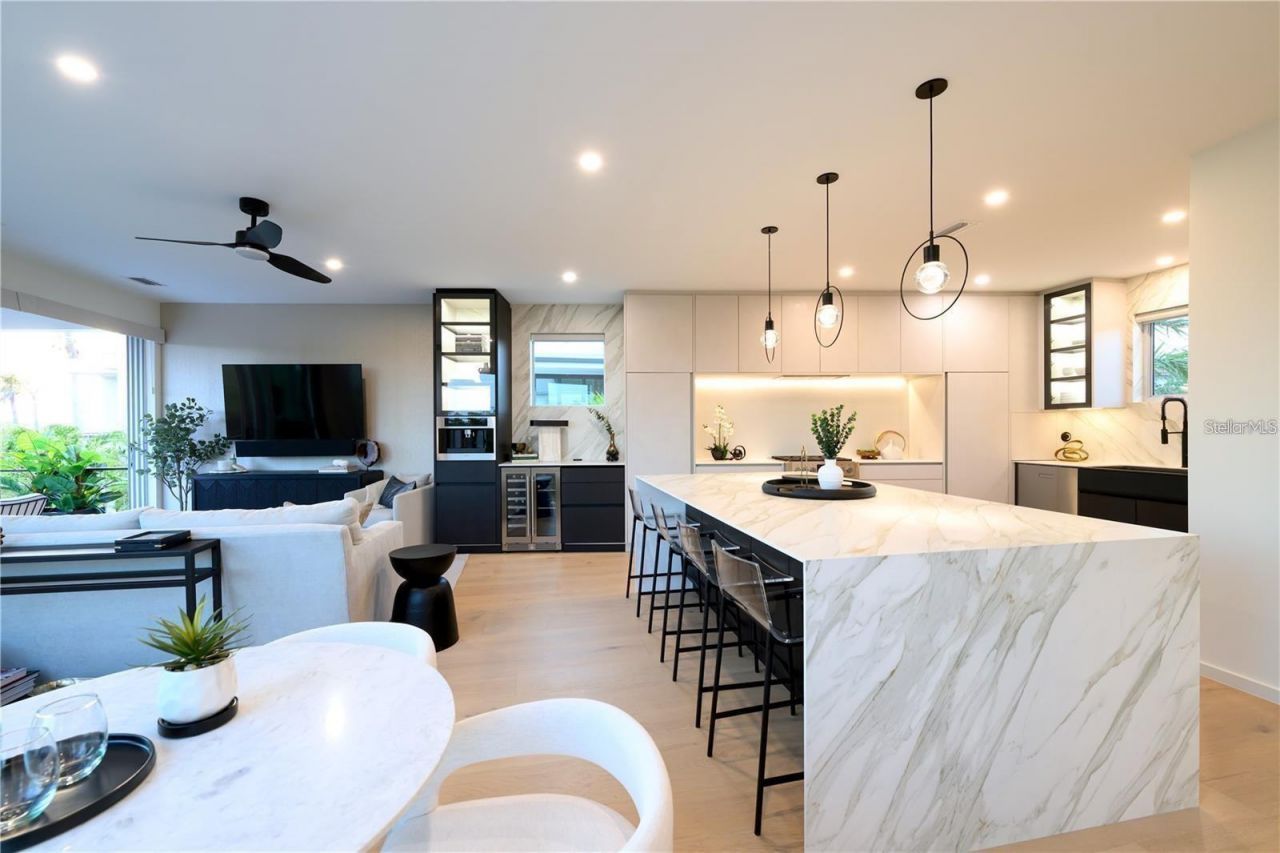 1406 Tangier Way, Sarasota, FL 34239 Photo