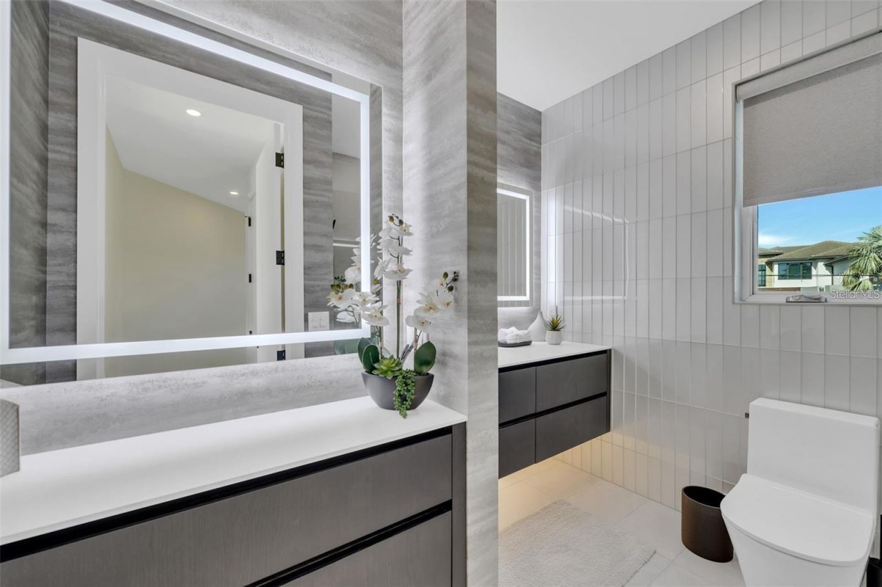 1406 Tangier Way, Sarasota, FL 34239 Photo