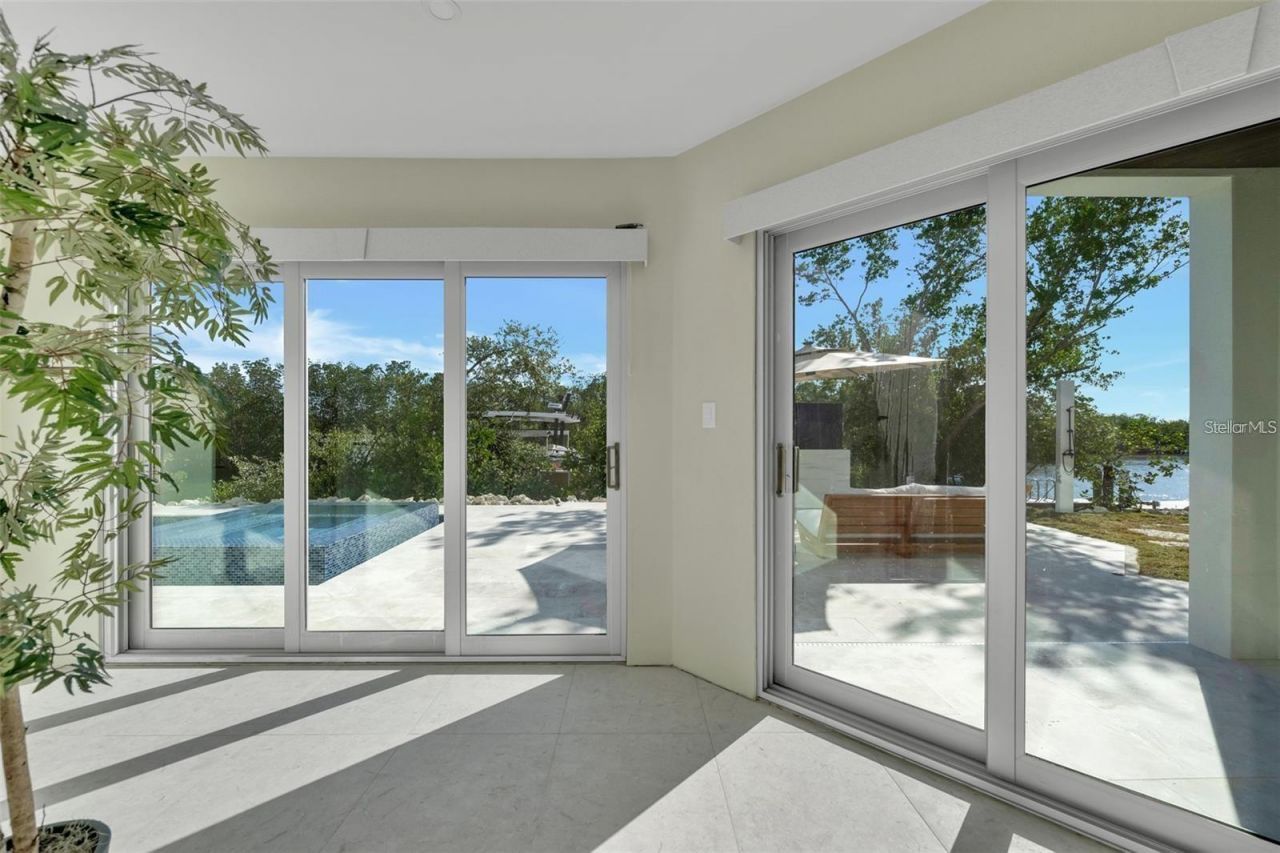 1406 Tangier Way, Sarasota, FL 34239 Photo