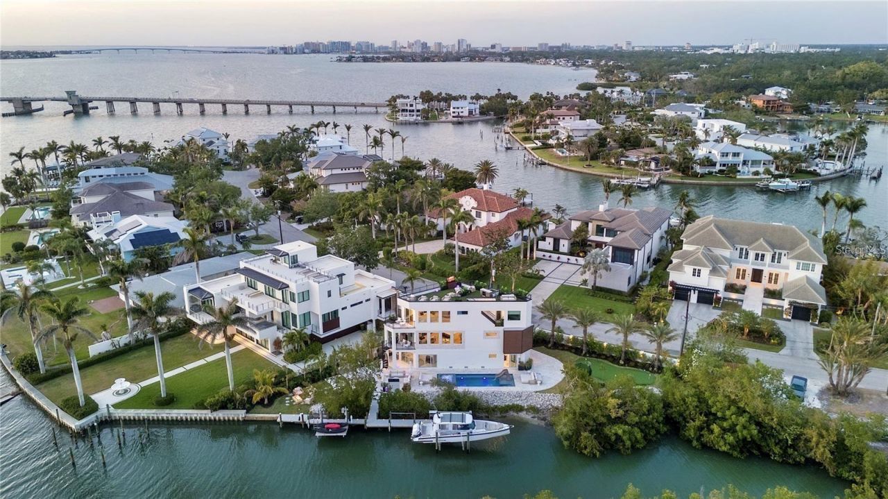 1406 Tangier Way, Sarasota, FL 34239 Photo