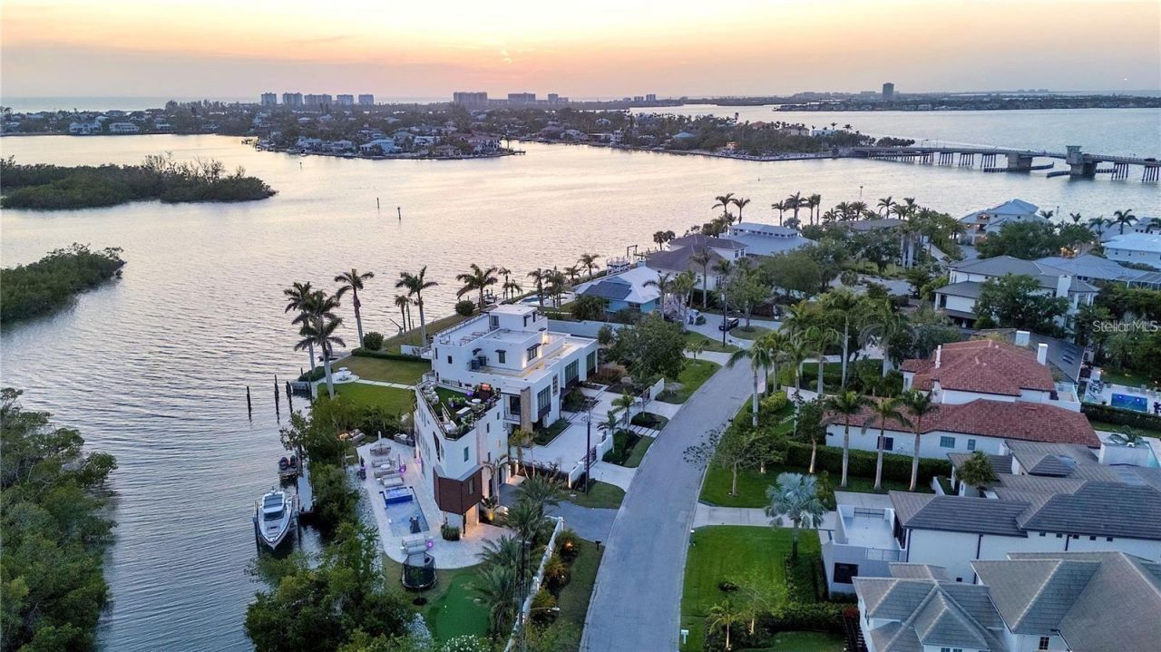 1406 Tangier Way, Sarasota, FL 34239 Photo