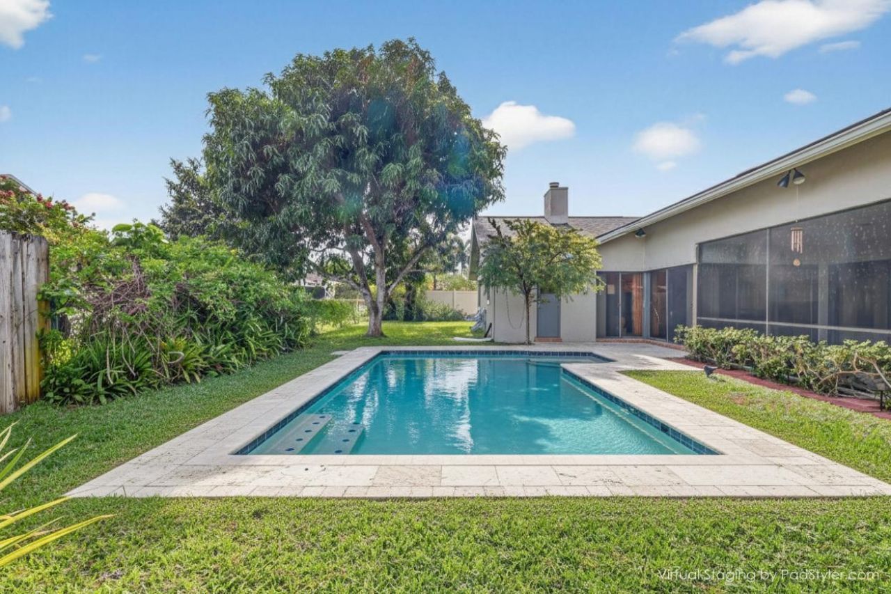 560 Juniper Place, Wellington, FL 33414 Photo