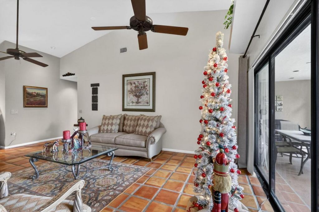 560 Juniper Place, Wellington, FL 33414 Photo