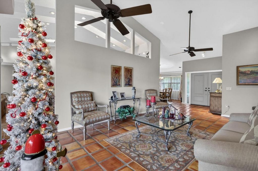 560 Juniper Place, Wellington, FL 33414 Photo