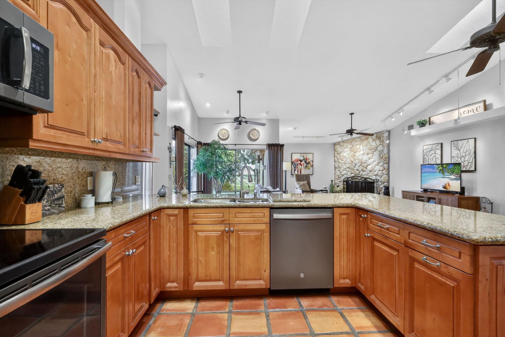 560 Juniper Place, Wellington, FL 33414 Photo