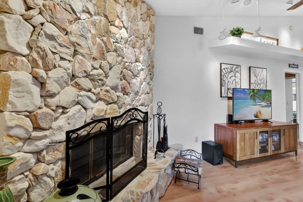 560 Juniper Place, Wellington, FL 33414 Photo