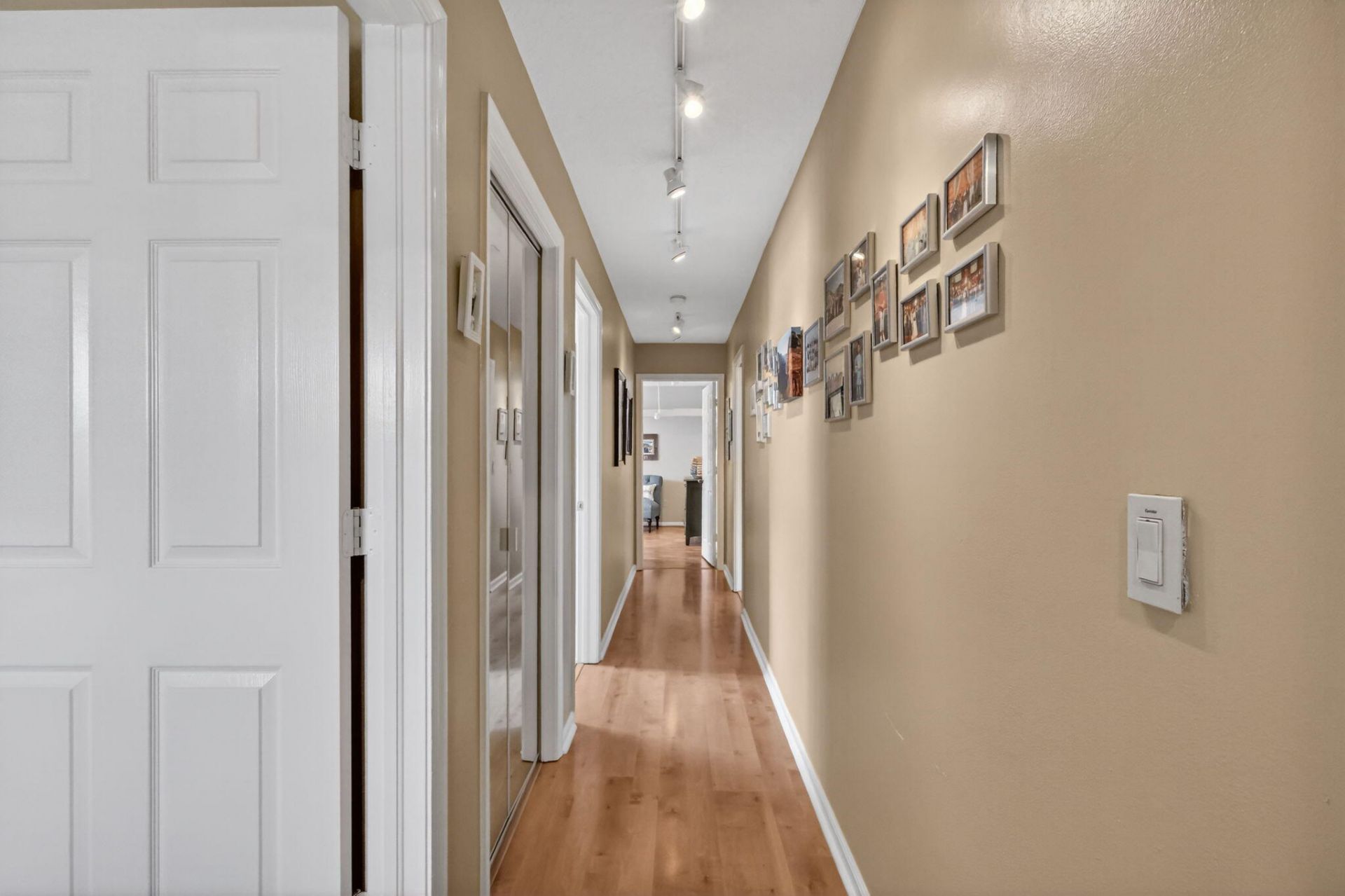 560 Juniper Place, Wellington, FL 33414 Photo