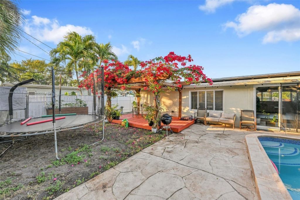 5708 NW 24th Street, Margate, FL 33063 Photo